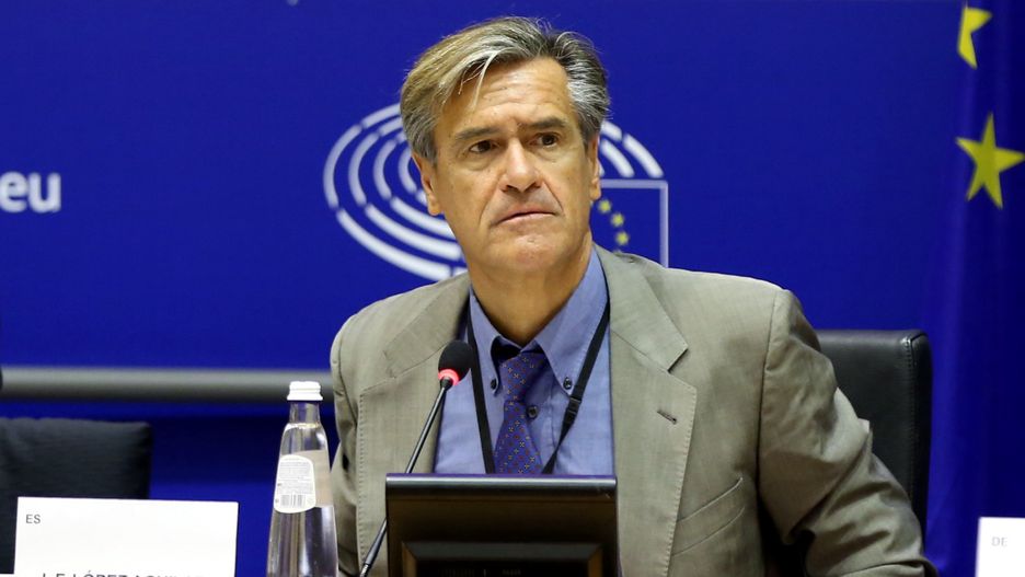 Przewodniczący LIBE Juan Fernando Lopez Aguilar przygotował krytyczny raport wobec Polski