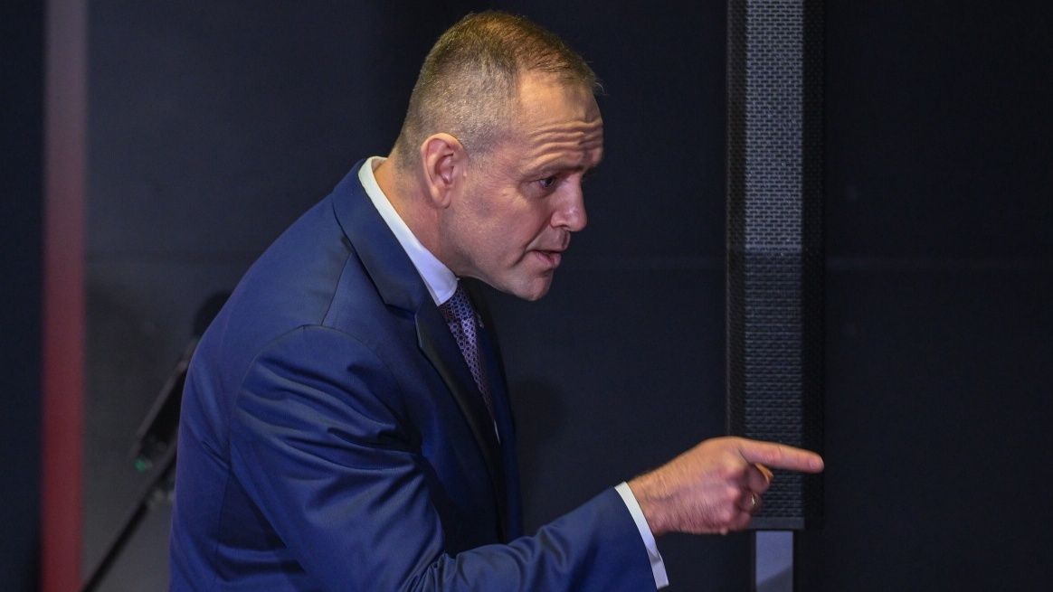 Karol Nawrocki podczas konferencji prasowej
