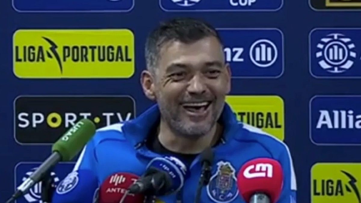 Sergio Conceicao w czasie konferencji prasowej