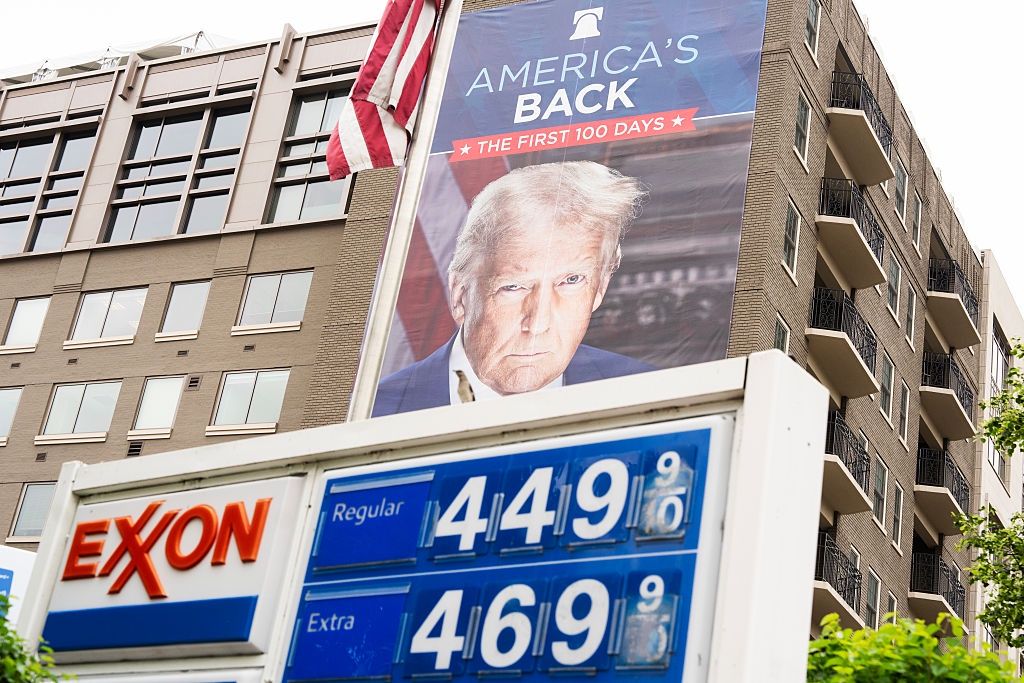 Trump mówi o 48 godzinach. Oto co się dzieje z cenami ropy
