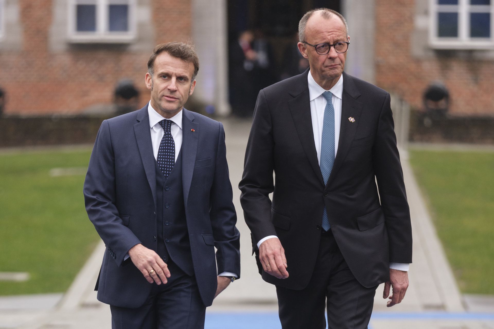 Pilna naprawa relacji francusko-niemieckich po roku Merza