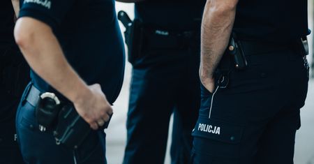 Skandaliczne zachowanie policjanta wobec Ukraińca. Są zarzuty