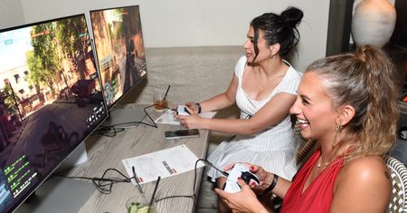 Akcje Electronic Arts skaczą o 15 proc. po ogłoszeniu przejęcia za 55 mld dolarów