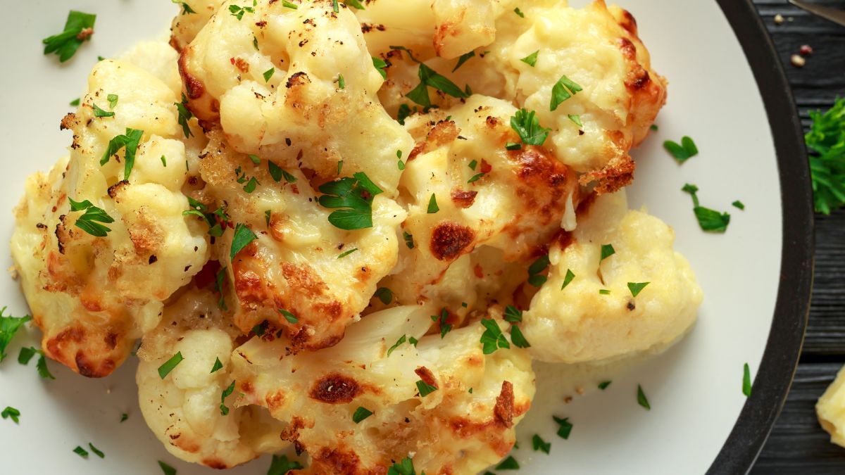 Kalafior w panierce - ale nie takiej zwykłej. Pomysł na pyszną przekąskę