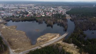 Bolesław: Kolosalne zalewisko pochłania obwodnicę