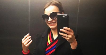 LOOK OF THE DAY: Anna Starmach w pasiastej sukience