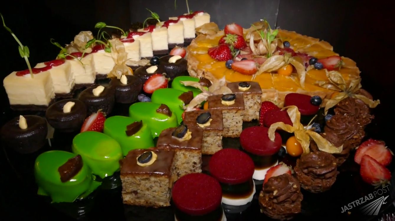 Co gwiazdy jedzą na bankietach?