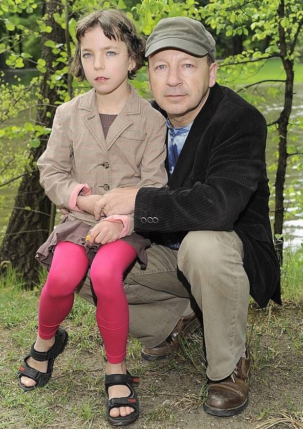 Zbigniew Zamachowski chce pogodzić się ze swoimi córkami