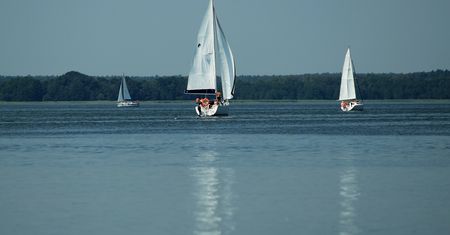 Poszukiwania 14-latki na Zalewie Kamieńskim. Wypadła z jachtu