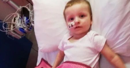 Viktoria, najmłodsza pacjentka po operacji mózgu. "Jest coraz gorzej"