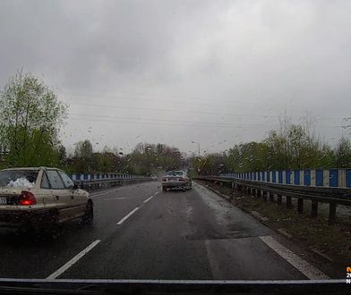 Pijany kierowca w kradzionym BMW powoduje kolizję, ucieka do Sosnowca i idzie na piwo