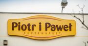 Znikają kolejne sklepy Piotr i Paweł