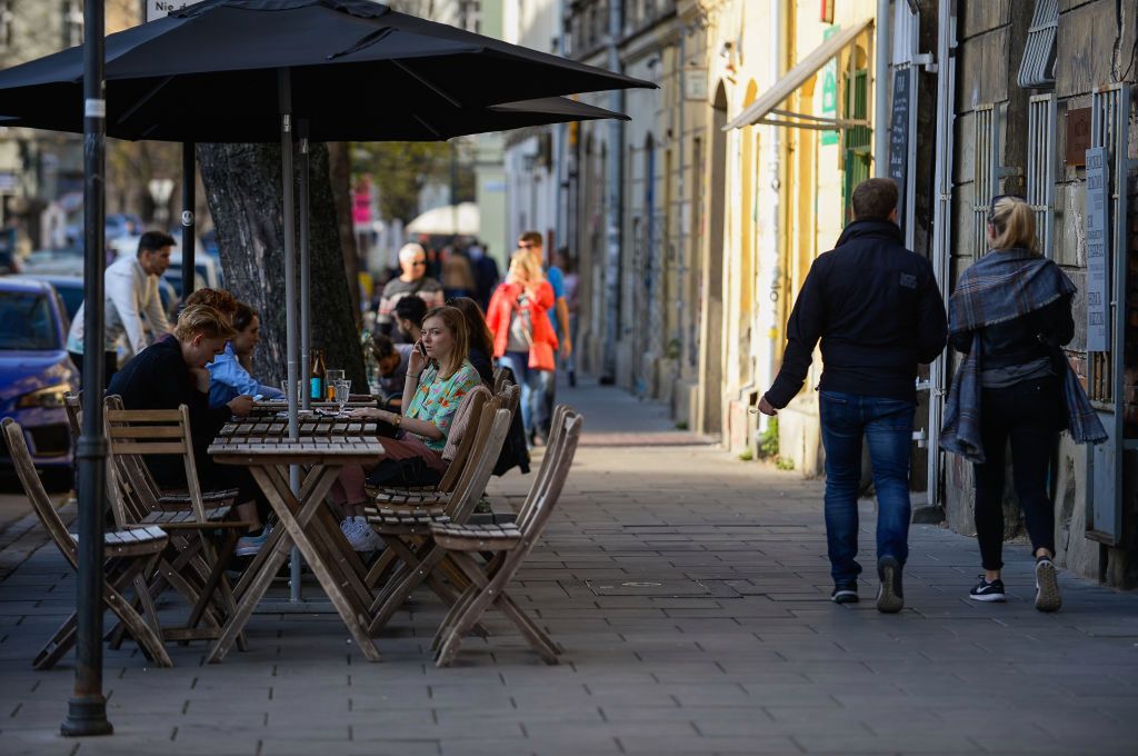 Klient nasz pan, ale przy stole. W restauracyjnej toalecie już niekoniecznie