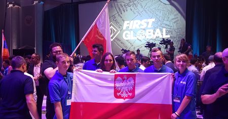W mistrzostwach robotów zajęli drugie miejsce. To jedyna taka drużyna z Polski