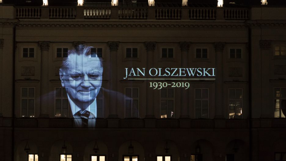 Iluminacja na Pałacu Prezydenckim w Warszawie