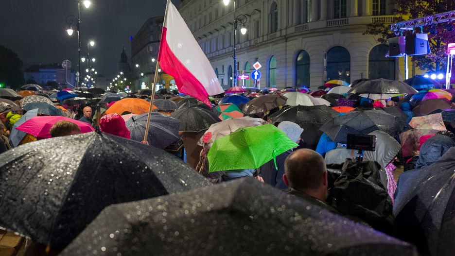 Manifestacja przed Pałacem Prezydenckim