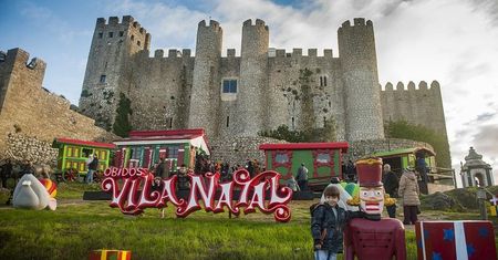 Przedświąteczna Portugalia - choinki, karuzele i nocne zakupy