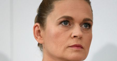10 kwietnia. Barbara Nowacka wspomina mamę Izabelę Jarugę-Nowacką
