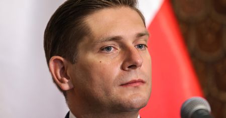 Wiceszef MON: To PO powinna zapłacić te 19 mln zł. Dlaczego?