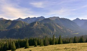 Tatry. Nocna akcja po słowackiej stronie Tatr. Do 3 w nocy sprowadzali taterników