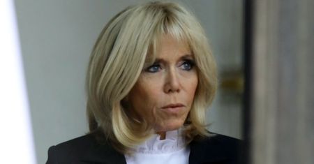 Wszystkie oczy zwrócone na pierwszą damę Francji. Szyk i seksapil