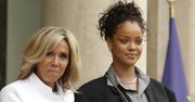 Brigitte Macron spotkała się z Rihanną. Piosenkarka znów zaszokowała stylizacją