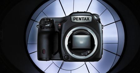 Pentax bez planów wydania bezlusterkowca. Nadchodzi koniec marki?