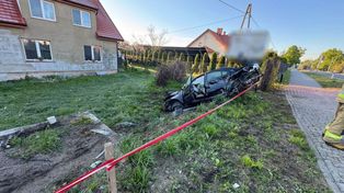 Pijany kierowca volvo wjechał na chodnik i potrącił pieszego. 29-latek nie żyje