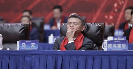 Jack Ma, chiński miliarder i założyciel AliExpress, robi krok wstecz. Podpadł władzom ChRL