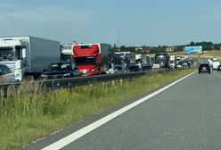 Korek na A4. "Wystrzeliła opona"