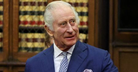 Król Karol III szuka pracownika do odbierania telefonów w Pałacu Buckingham. Wysokość wynagrodzenia NIE POWALA