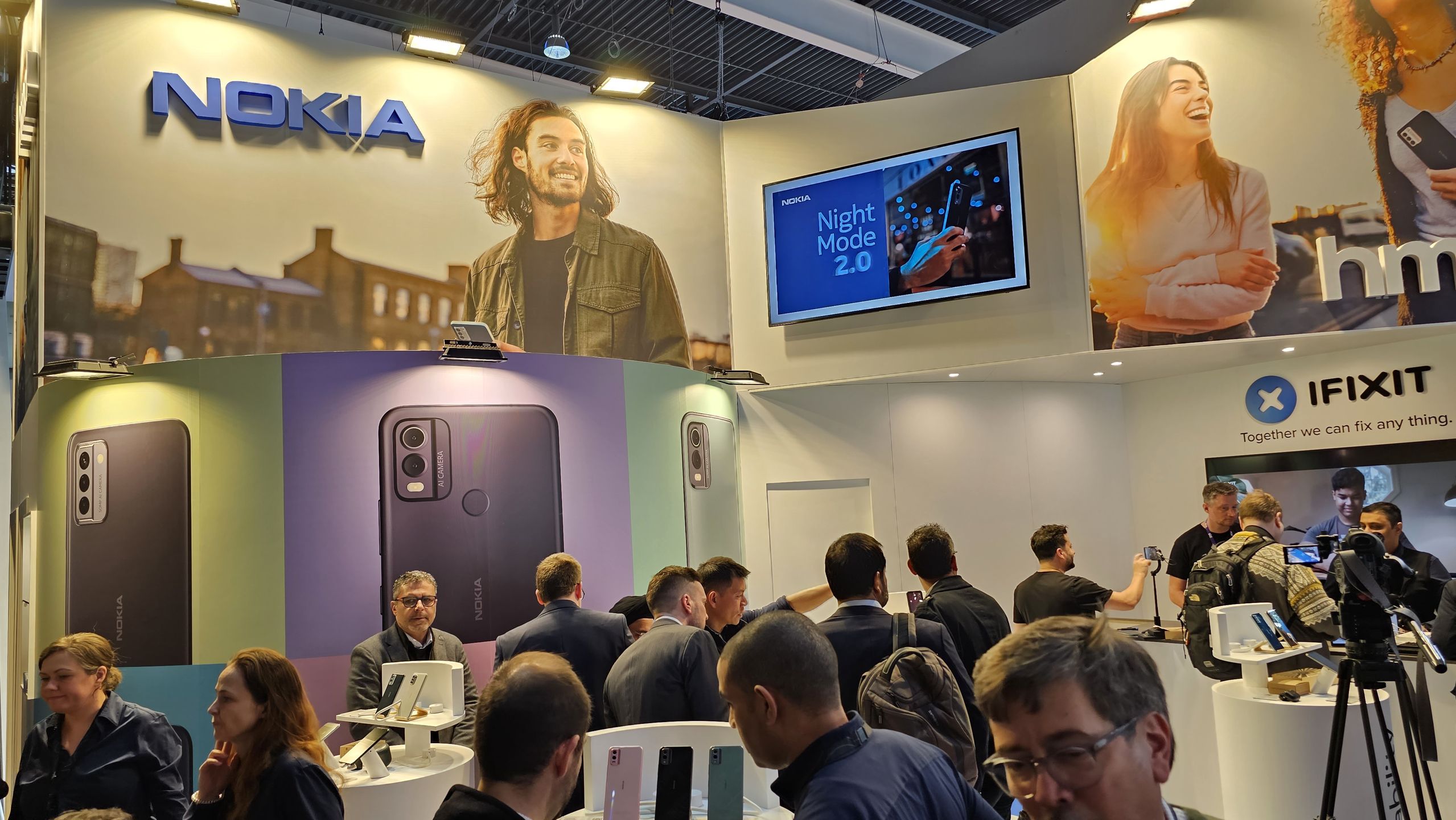 Stoisko HMD Global na MWC 2023