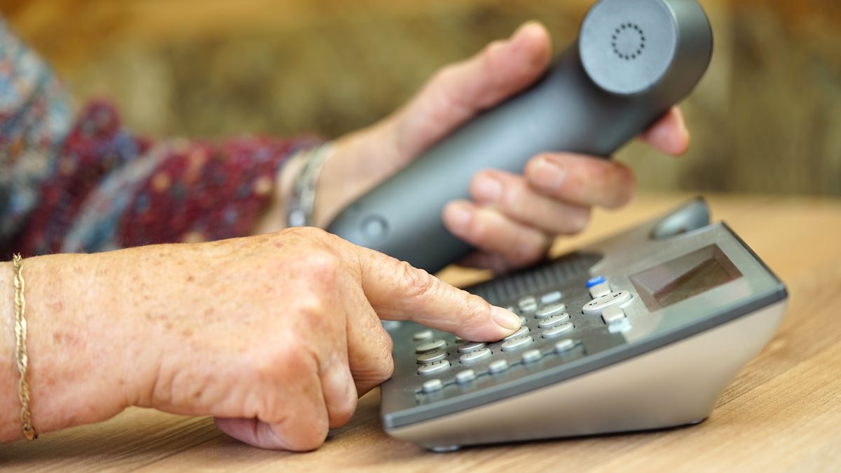 Dzwonią do Polaków. Tak oszuści wykorzystują sztuczną inteligencję