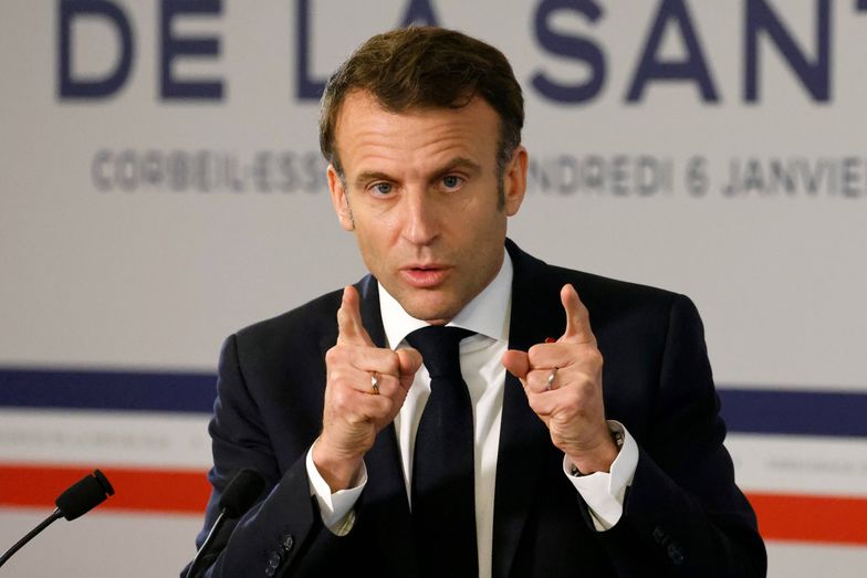 Macron chce podnieść wiek emerytalny. Związki zawodowe wezwały do strajku