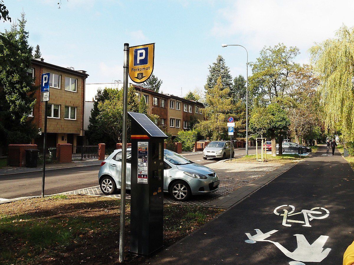 Od środy 1 października na ulicach Radiostacji obowiązują opłaty parkingowe