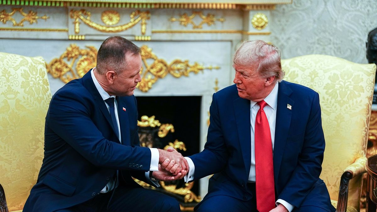 Karol Nawrocki z Donaldem Trumpem podczas wizyty w Białym Domu 