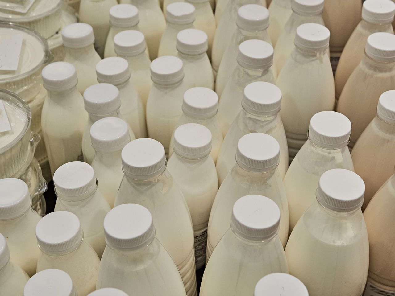 Mogą prowadzić do zapalenia lub marskości. Tych napojów wątroba nienawidzi