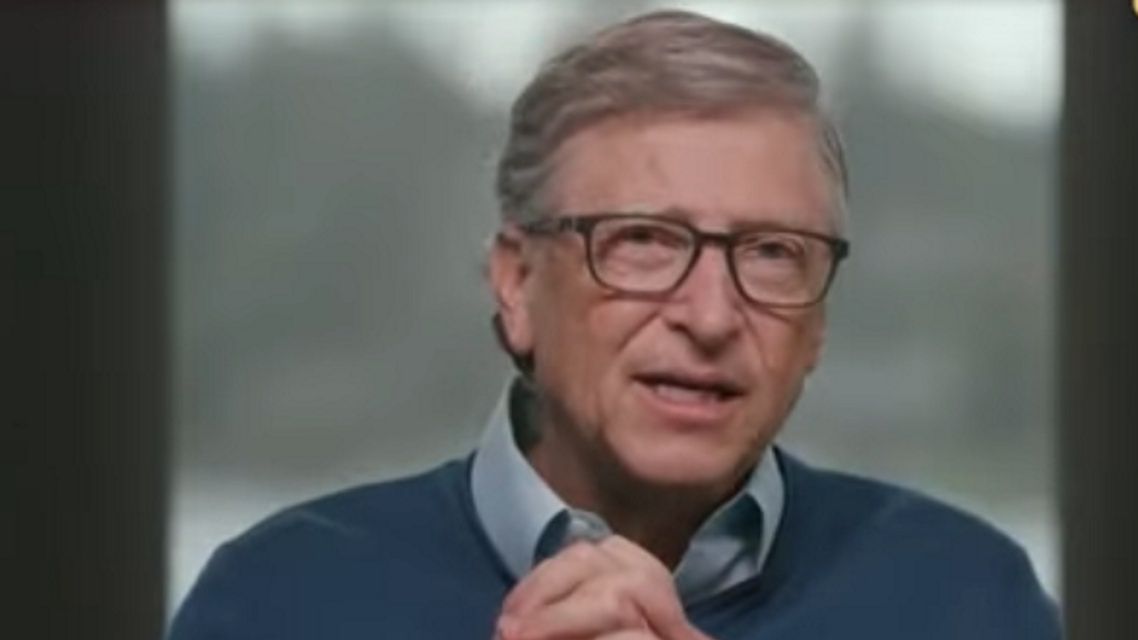 Bill Gates porównał noszenie maseczek do.. noszenia spodni.