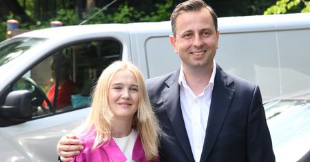 Żona Władysława Kosiniaka-Kamysza urodziła. Polityk zdradził, jak wyglądał poród w dobie pandemii