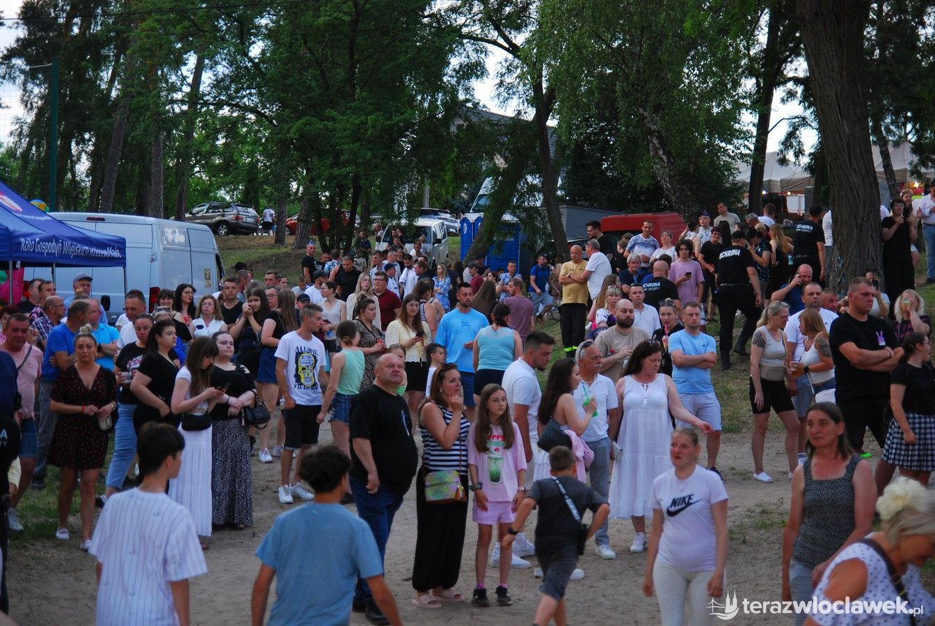 Rodzinne powitanie lata w Lubieniu Kujawskim