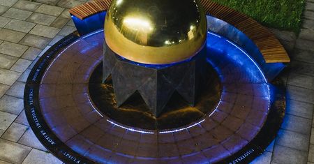Warszawa. Wrzuć swoją wizję Warszawy za 100 lat do Kapsuły Czasu