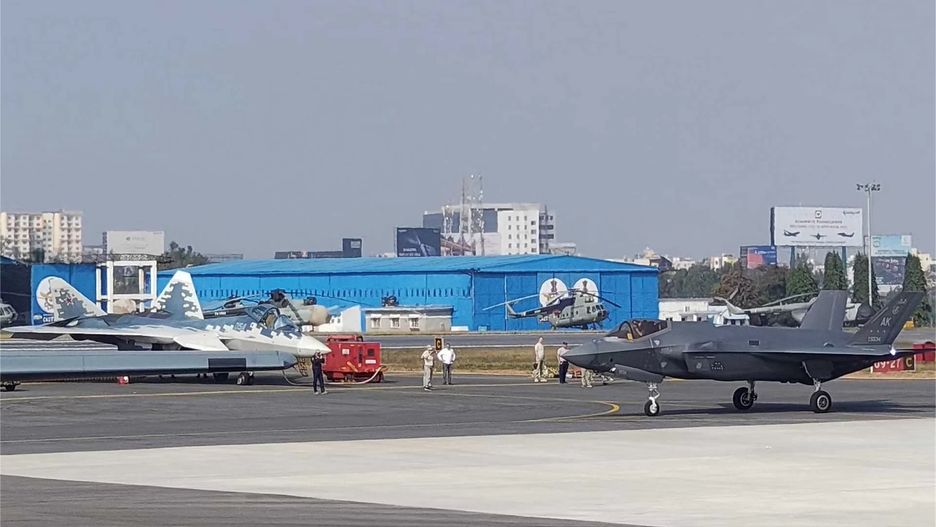 Myśliwce Su-57 i F-35 w Indiach