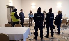 300 gości w hotelu we Władysławowie to fejk? Inne miejsce i liczba szachistów