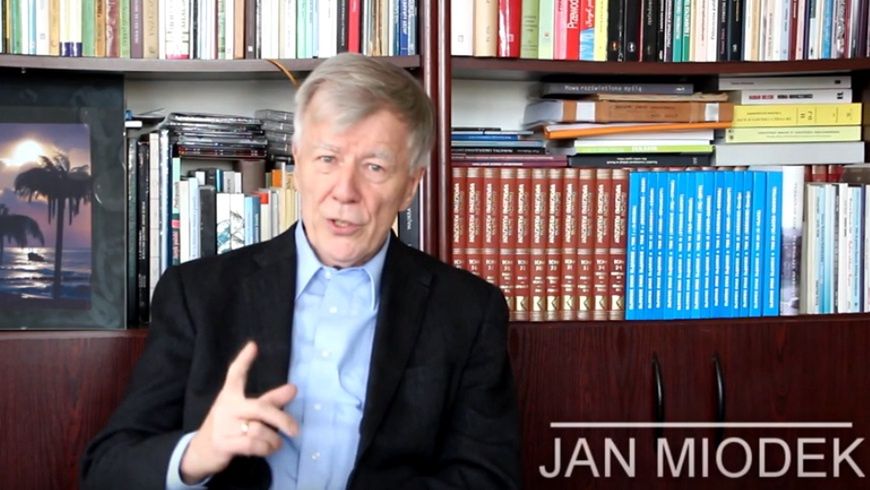 Profesor Jan Miodek
