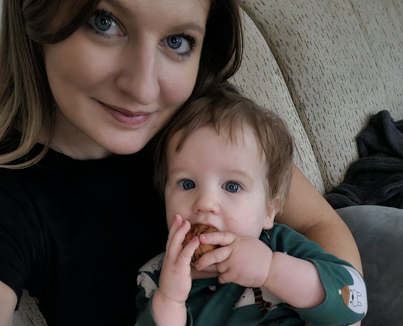 Marta Kardahs z młodszym synkiem