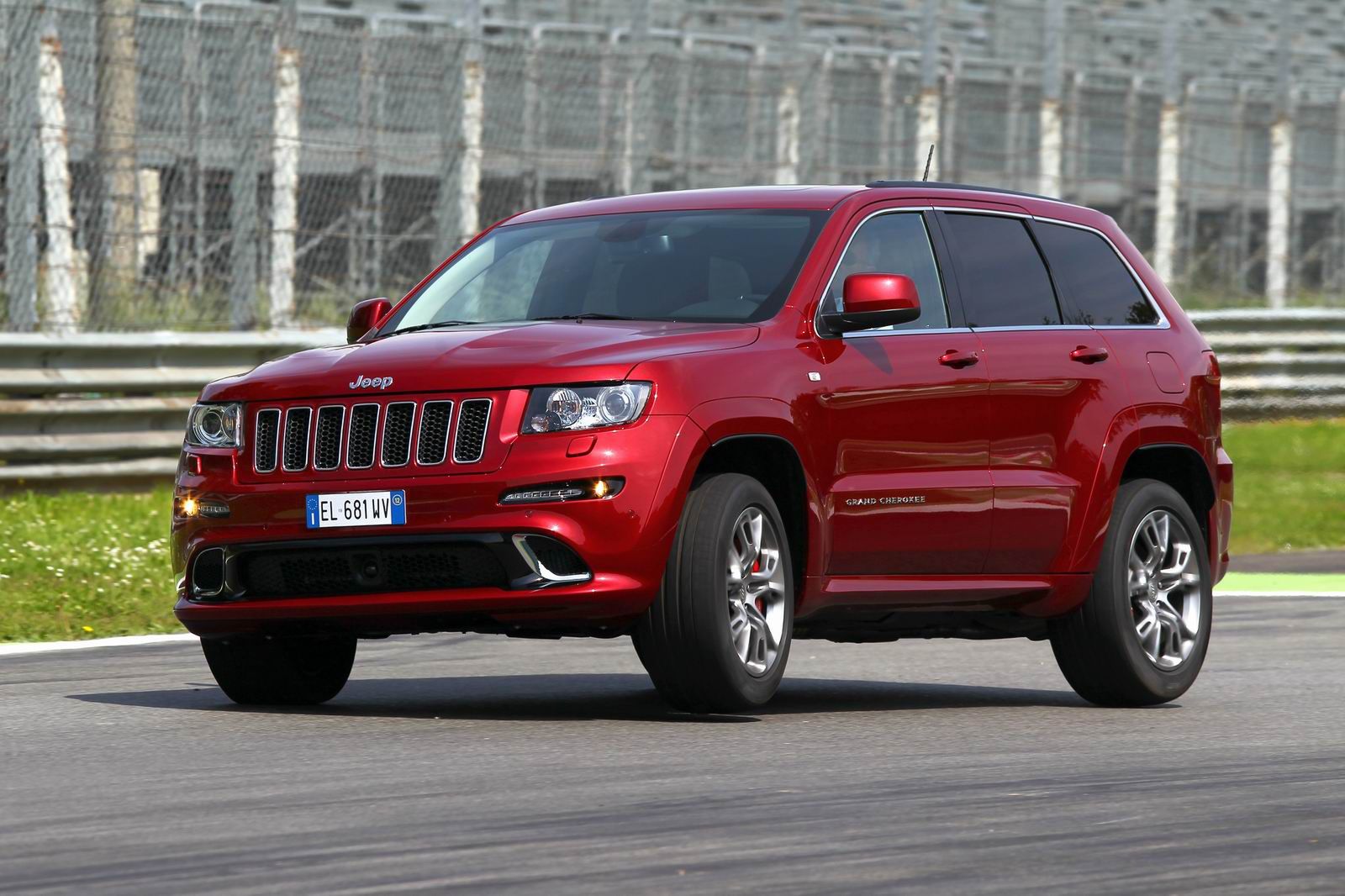 Jeep Grand Cherokee SRT