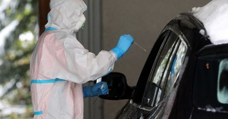 Koronawirus w Polsce. Kolejny lockdown? Były minister zdrowia komentuje