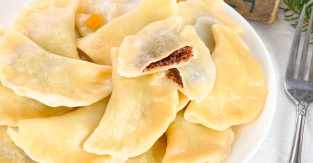 Ani makowiec, ani kutia. Babcia nadziewa tak pierogi i wszyscy się zajadają
