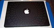 Laptop w wersji "custom", czyli laserowe grawerowanie