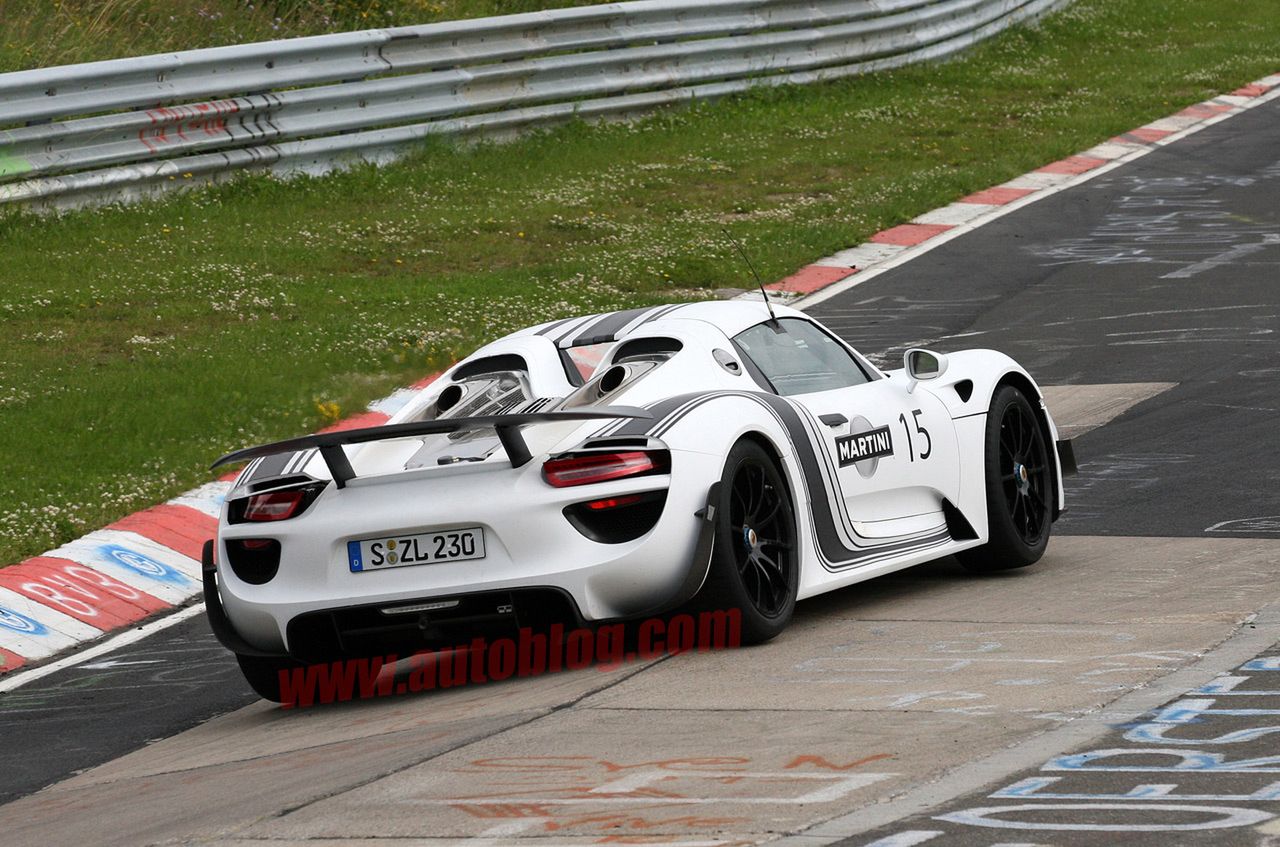 Porsche 918 Spyder w barwach Martini